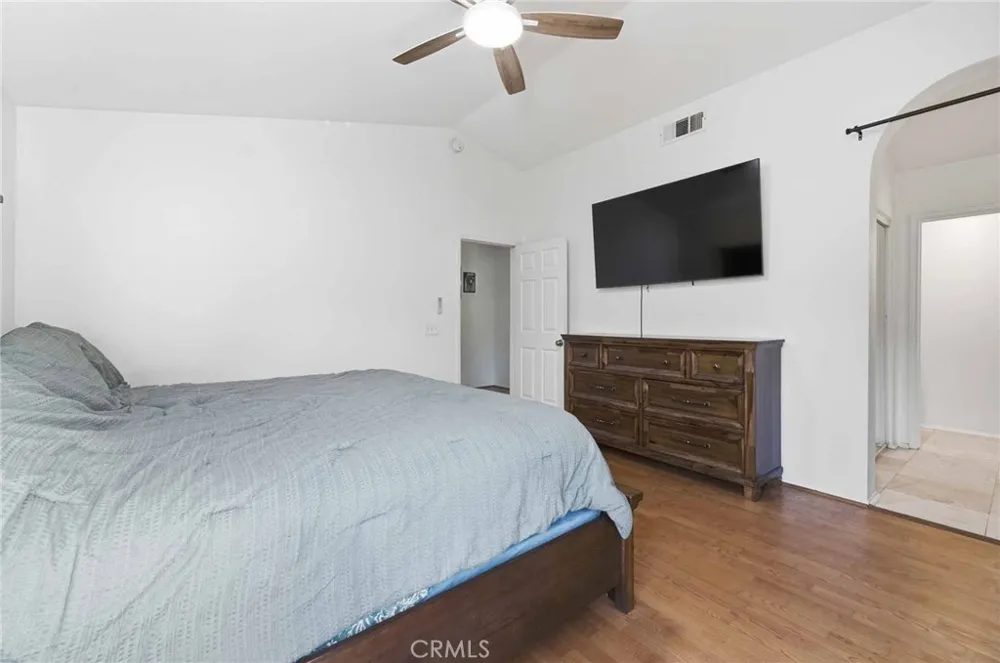 32179 Corte Llamas Temecula, CA 92592