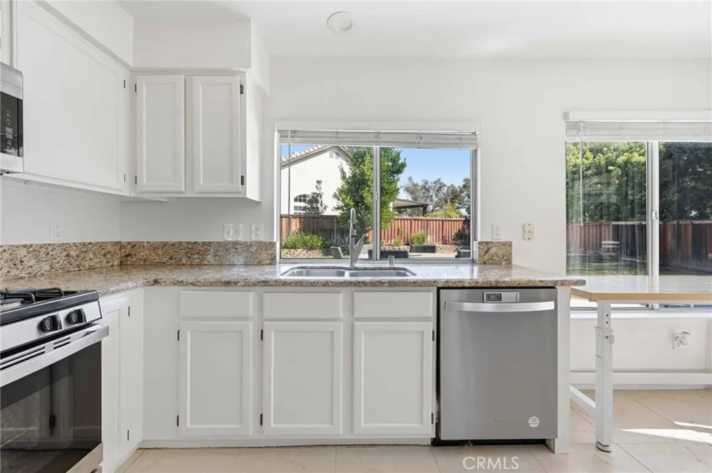 32179 Corte Llamas Temecula, CA 92592
