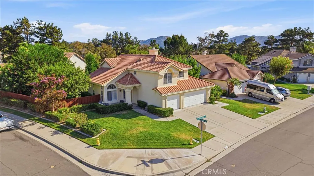 32179 Corte Llamas Temecula, CA 92592