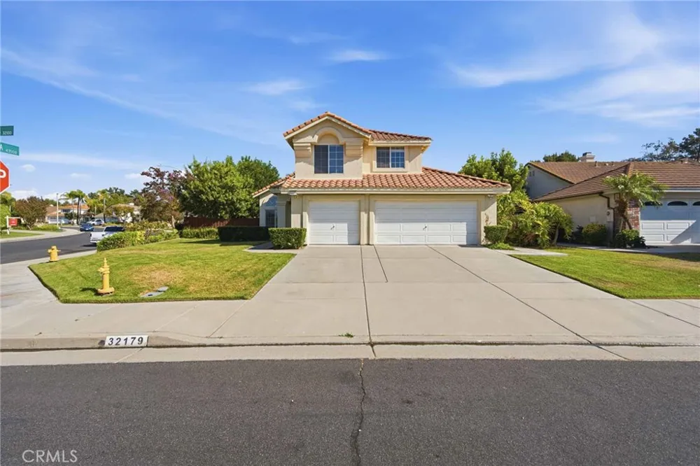 32179 Corte Llamas Temecula, CA 92592