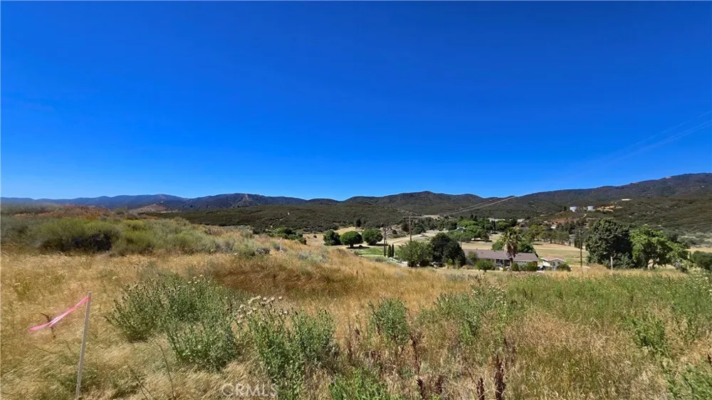 Cabin Dr vicinity Hardtree Dr Lake Elizabeth, CA 93532