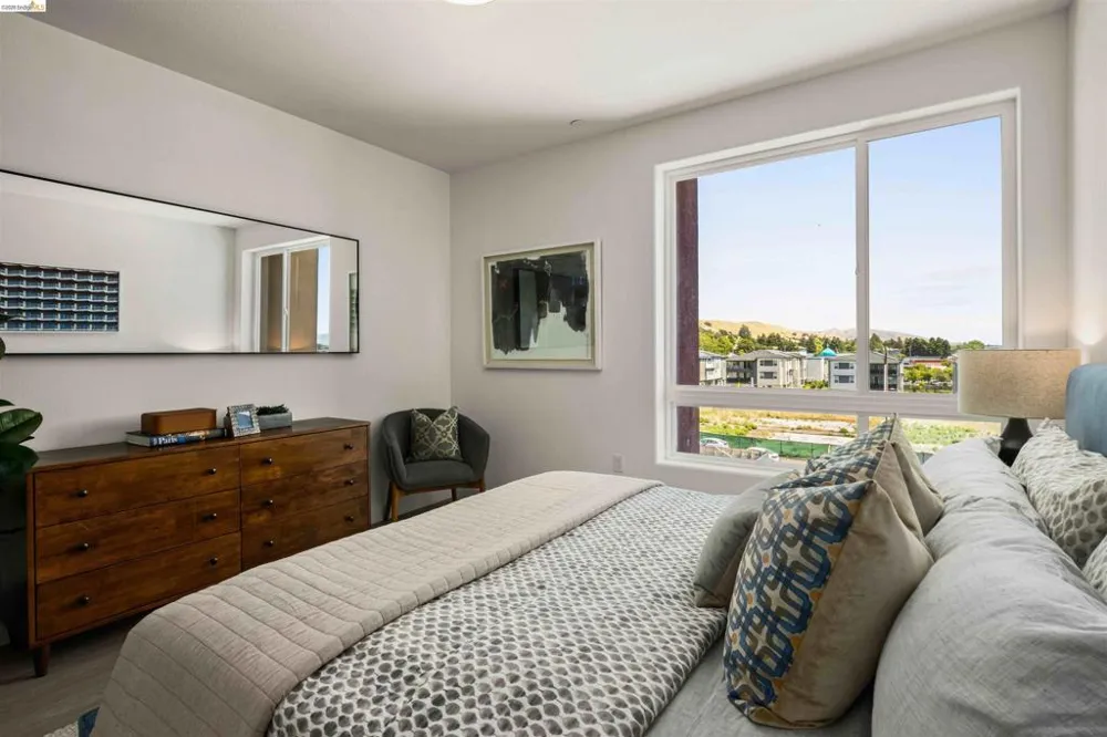 500 Somi Ct #404 Hayward, CA 94544