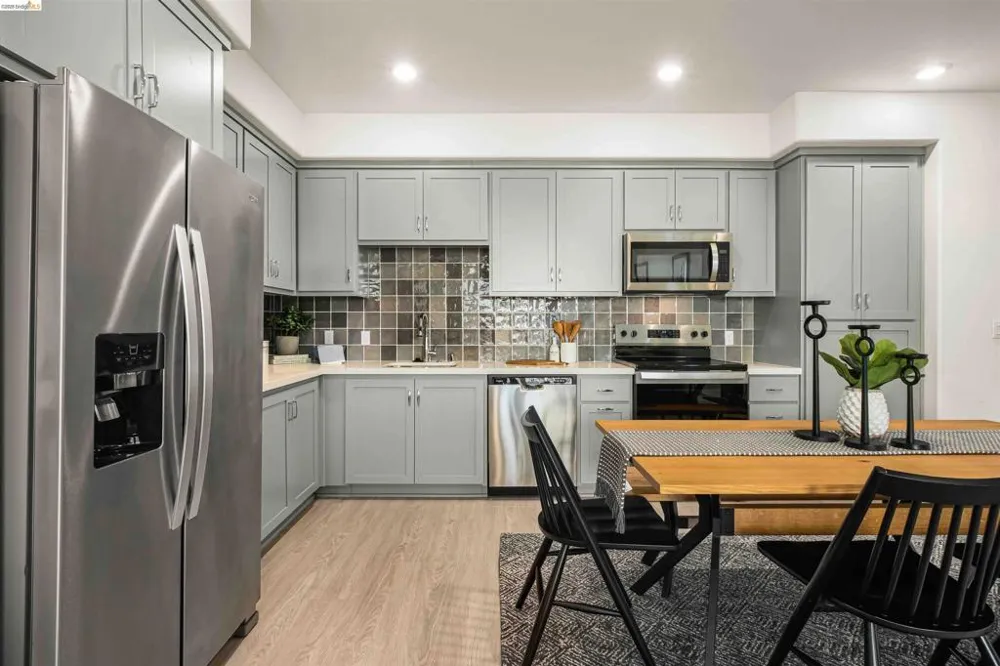 500 Somi Ct #404 Hayward, CA 94544