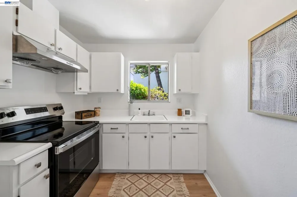 2029 Otis Dr #D Alameda, CA 94501