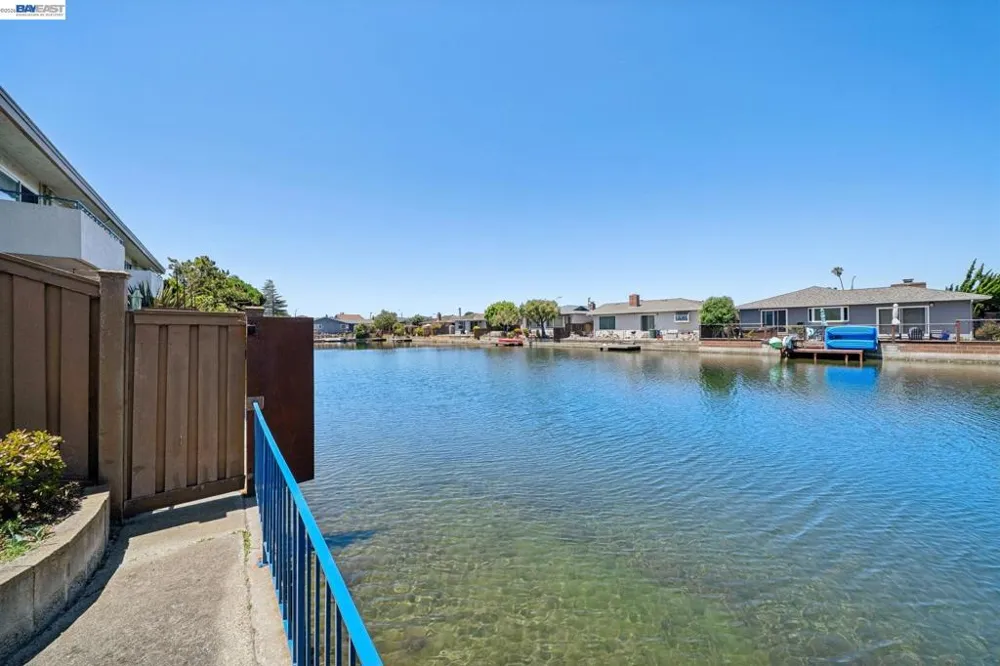 2029 Otis Dr #D Alameda, CA 94501