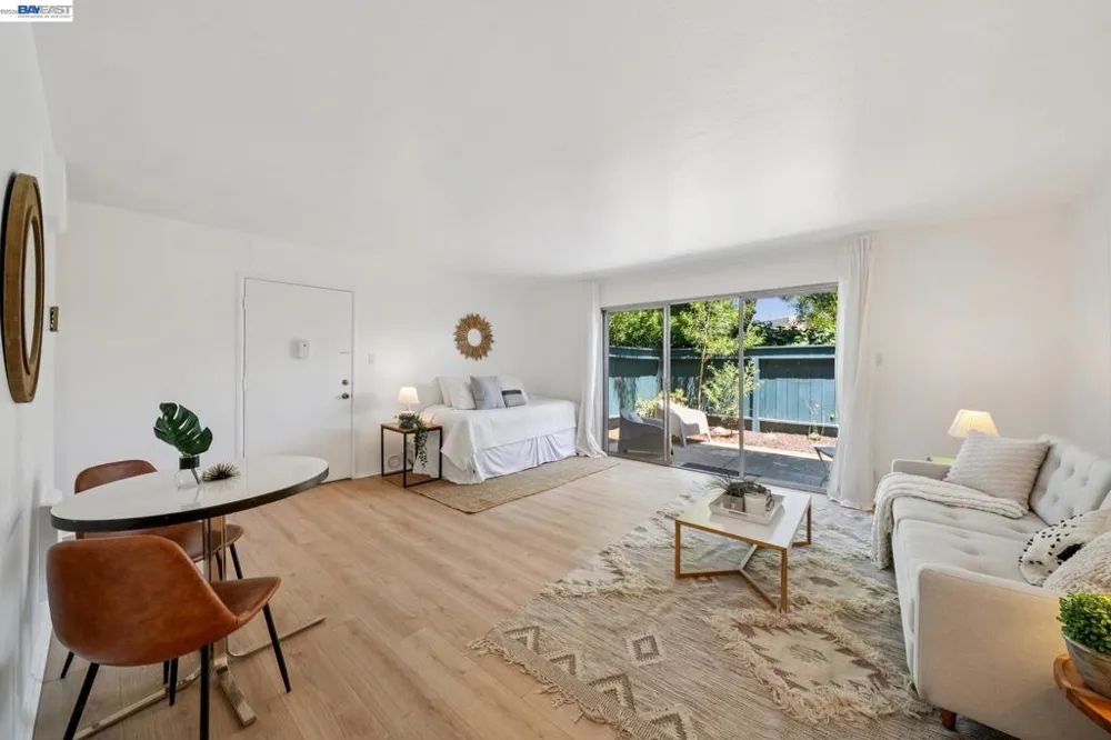 2029 Otis Dr #D Alameda, CA 94501