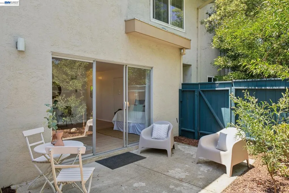 2029 Otis Dr #D Alameda, CA 94501