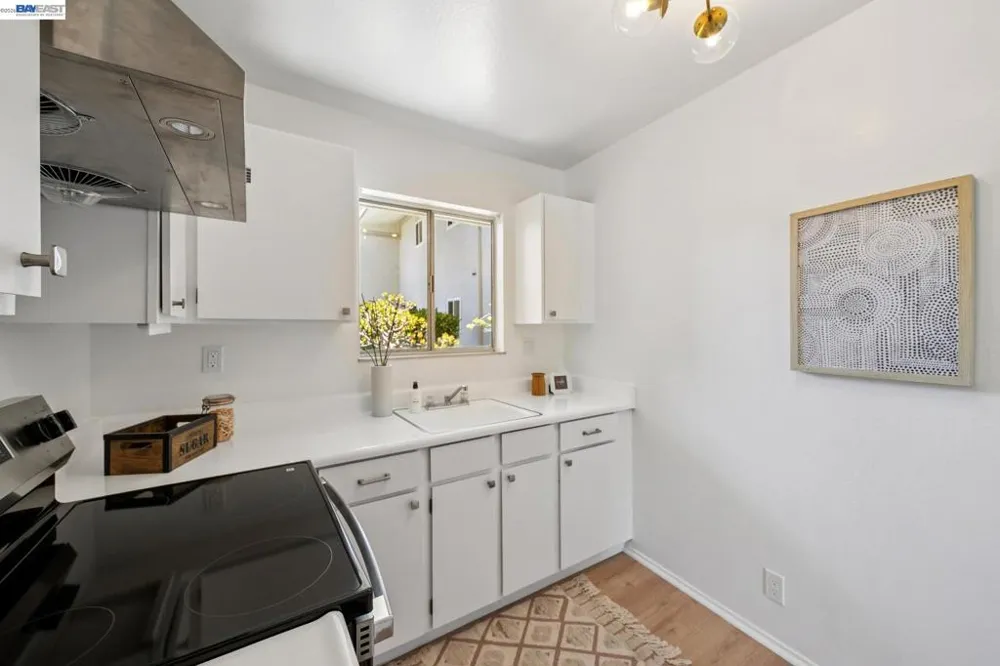 2029 Otis Dr #D Alameda, CA 94501