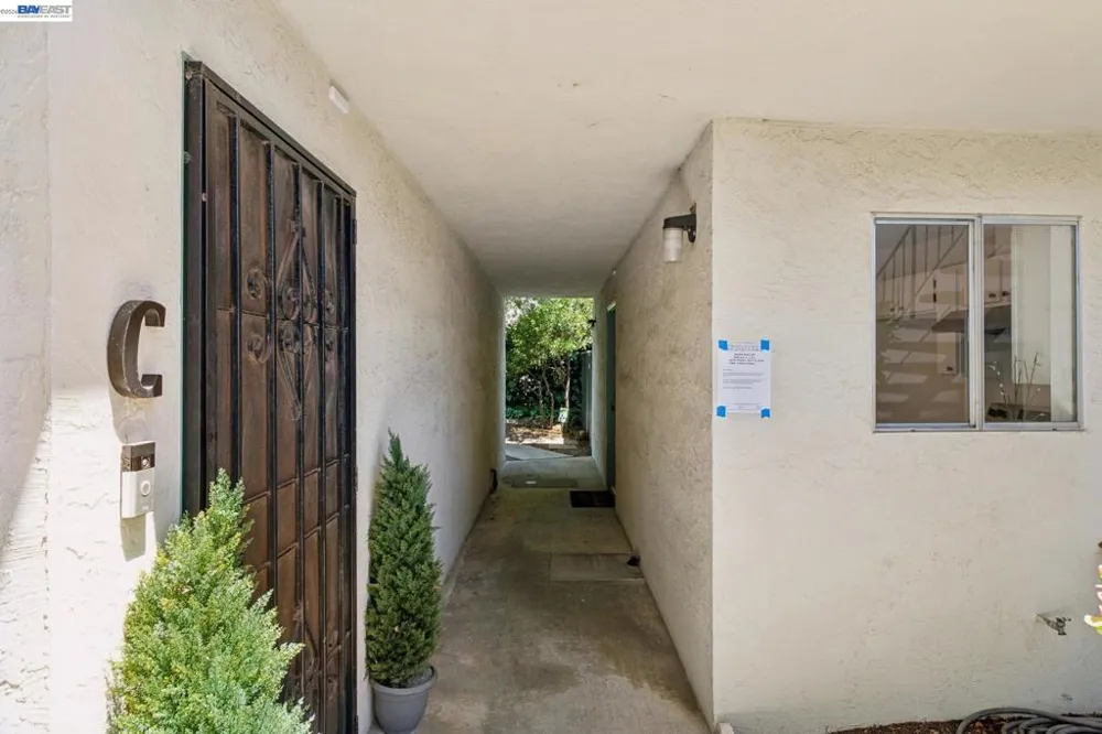 2029 Otis Dr #D Alameda, CA 94501