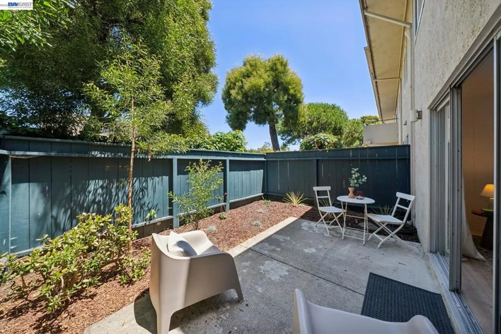 2029 Otis Dr #D Alameda, CA 94501