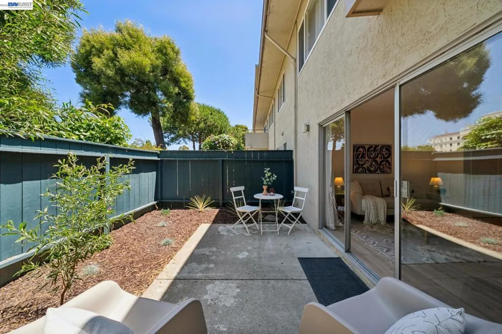 2029 Otis Dr #D Alameda, CA 94501