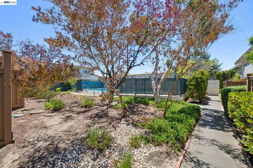 2029 Otis Dr #D Alameda, CA 94501