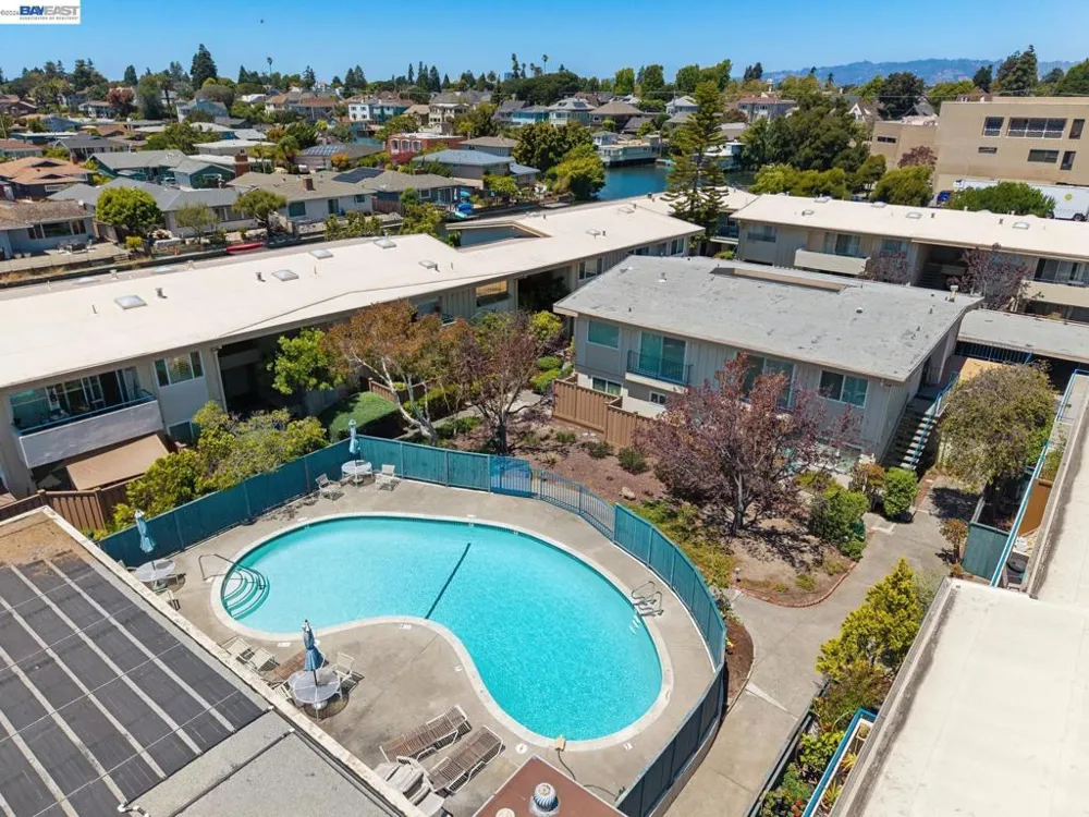 2029 Otis Dr #D Alameda, CA 94501