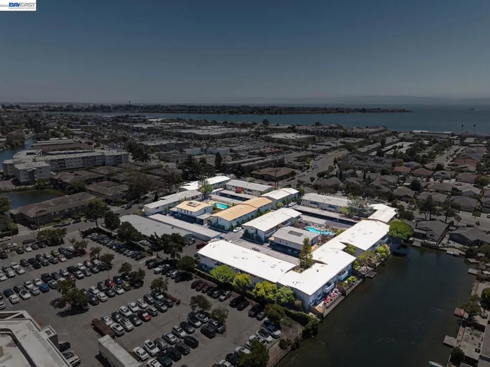 2029 Otis Dr #D Alameda, CA 94501