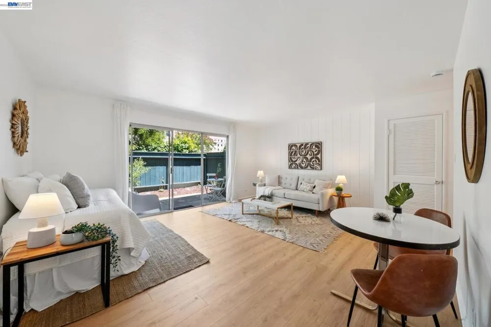2029 Otis Dr #D Alameda, CA 94501