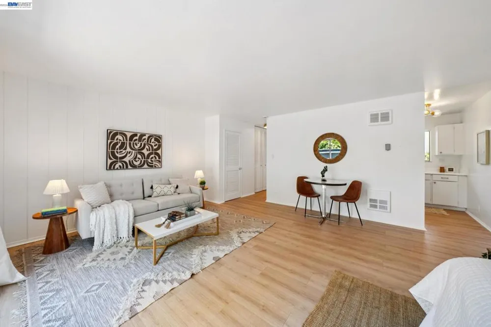 2029 Otis Dr #D Alameda, CA 94501