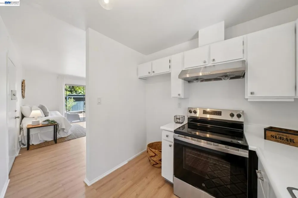 2029 Otis Dr #D Alameda, CA 94501