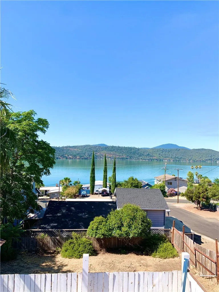 13649 Arrowhead Road Clearlake, CA 95422