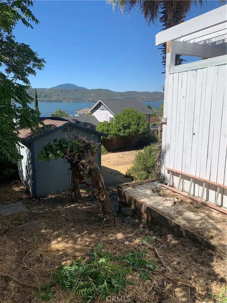 13649 Arrowhead Road Clearlake, CA 95422