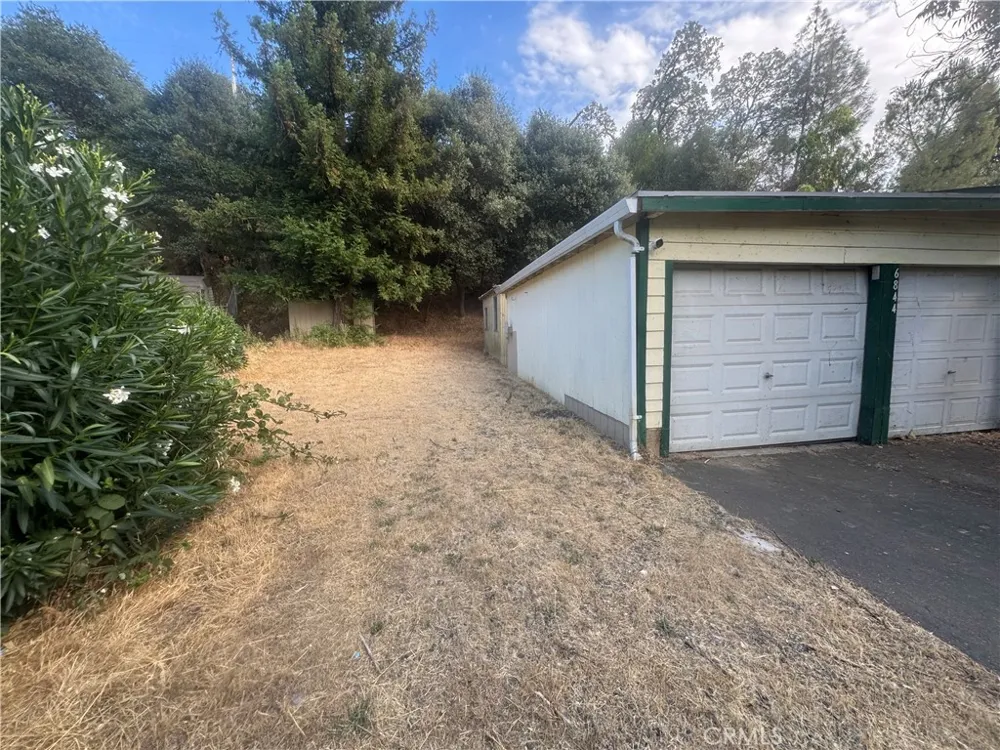 6844 Floyd Way Nice, CA 95464