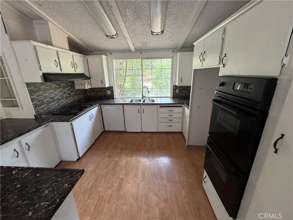 6844 Floyd Way Nice, CA 95464