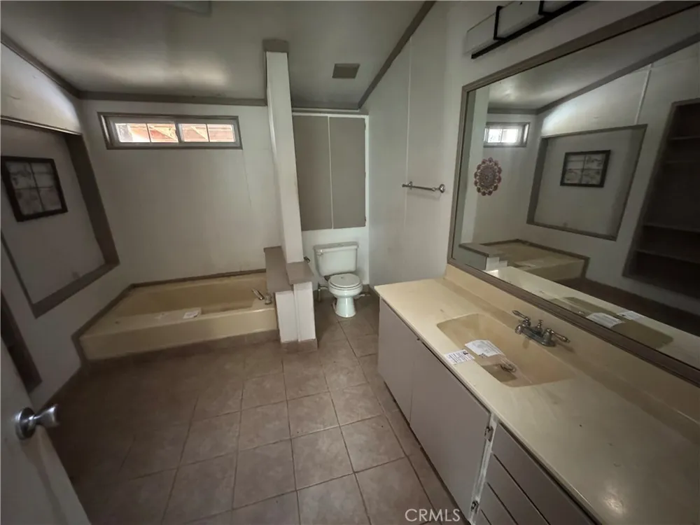 6844 Floyd Way Nice, CA 95464