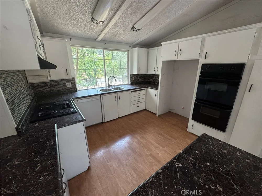 6844 Floyd Way Nice, CA 95464
