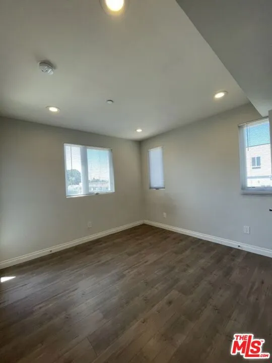 5733 Fulcher Avenue North Hollywood, CA 91601