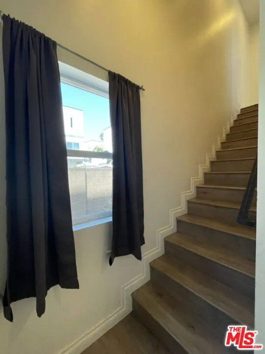 5733 Fulcher Avenue North Hollywood, CA 91601