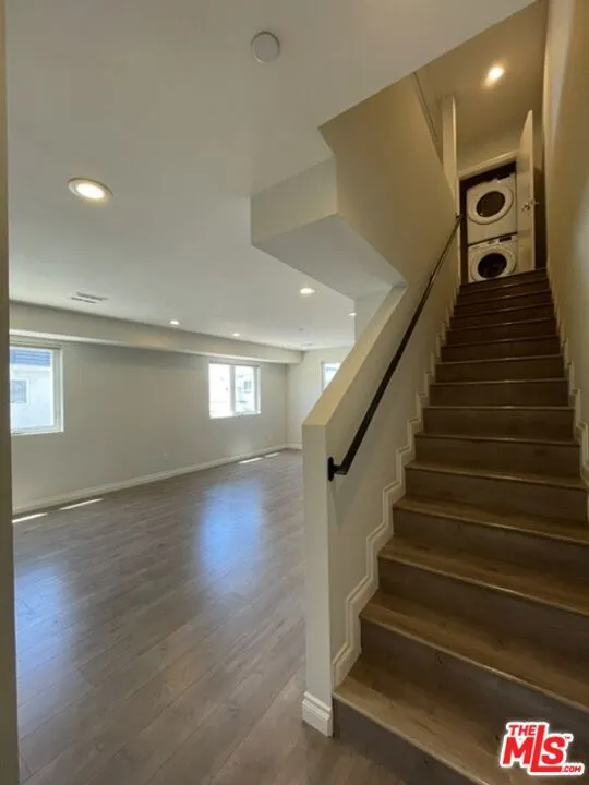 5733 Fulcher Avenue North Hollywood, CA 91601