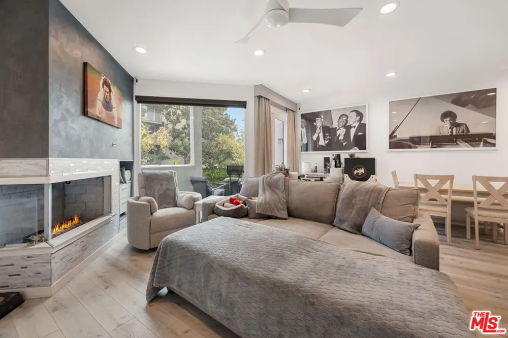 8601 W West Knoll Drive #5 West Hollywood, CA 90069