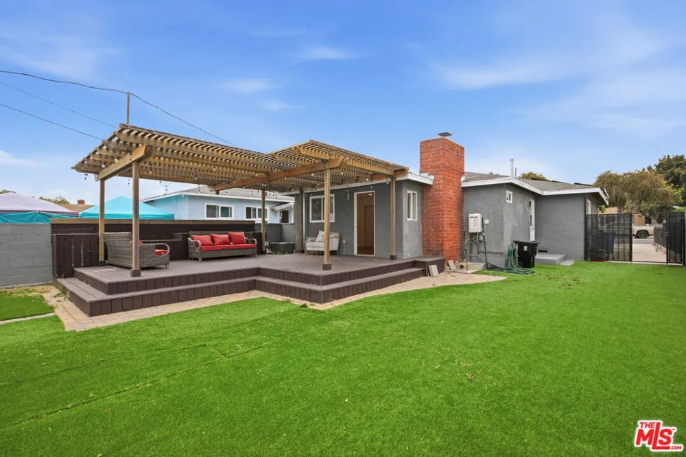 4221 W 166th Street Lawndale, CA 90260
