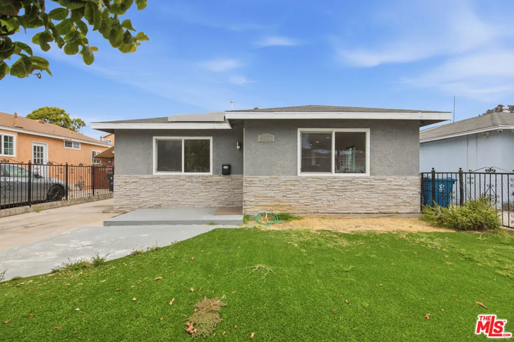 4221 W 166th Street Lawndale, CA 90260