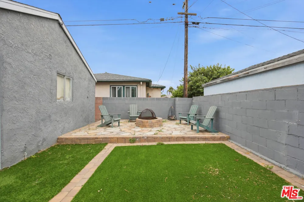 4221 W 166th Street Lawndale, CA 90260