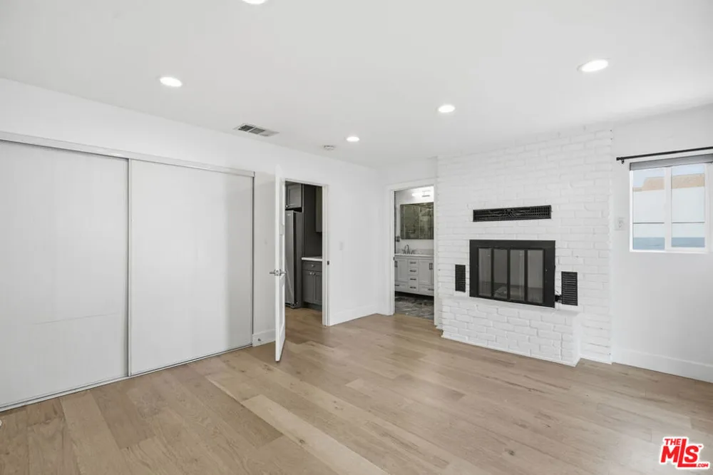 4221 W 166th Street Lawndale, CA 90260