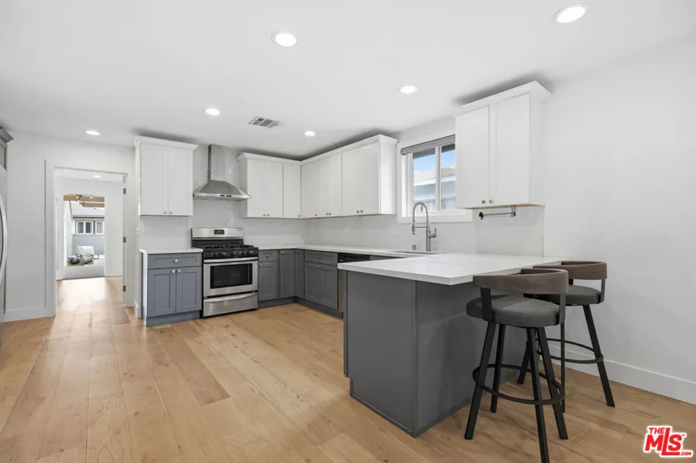 4221 W 166th Street Lawndale, CA 90260