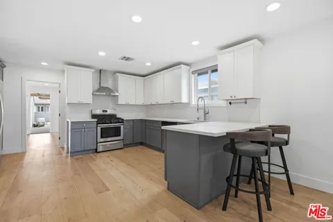 4221 W 166th Street