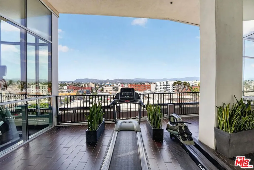 3785 Wilshire Boulevard #1212 Los Angeles, CA 90010
