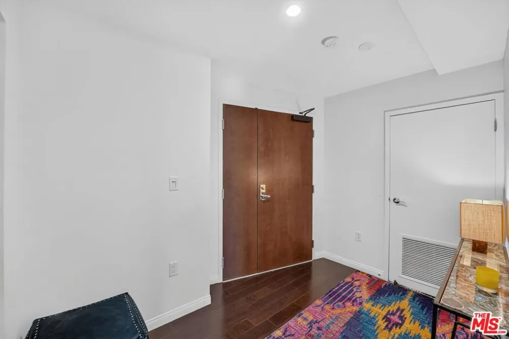 3785 Wilshire Boulevard #1212 Los Angeles, CA 90010