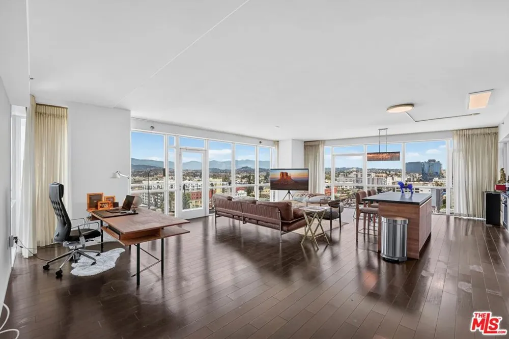 3785 Wilshire Boulevard #1212 Los Angeles, CA 90010