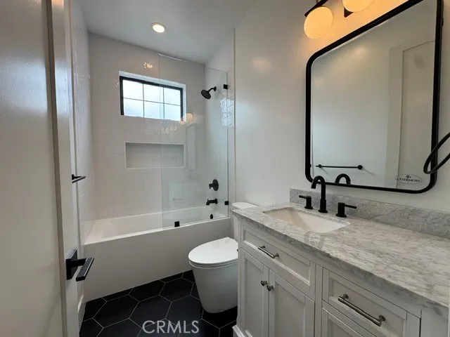 22163 Vacation Drive Canyon Lake, CA 92587