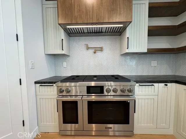 22163 Vacation Drive Canyon Lake, CA 92587