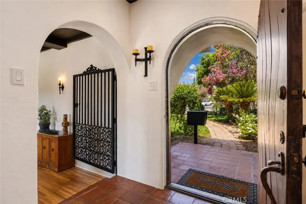 2500 Monterey San Marino, CA 91108