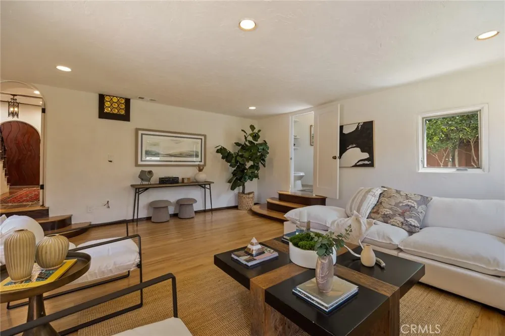2500 Monterey San Marino, CA 91108