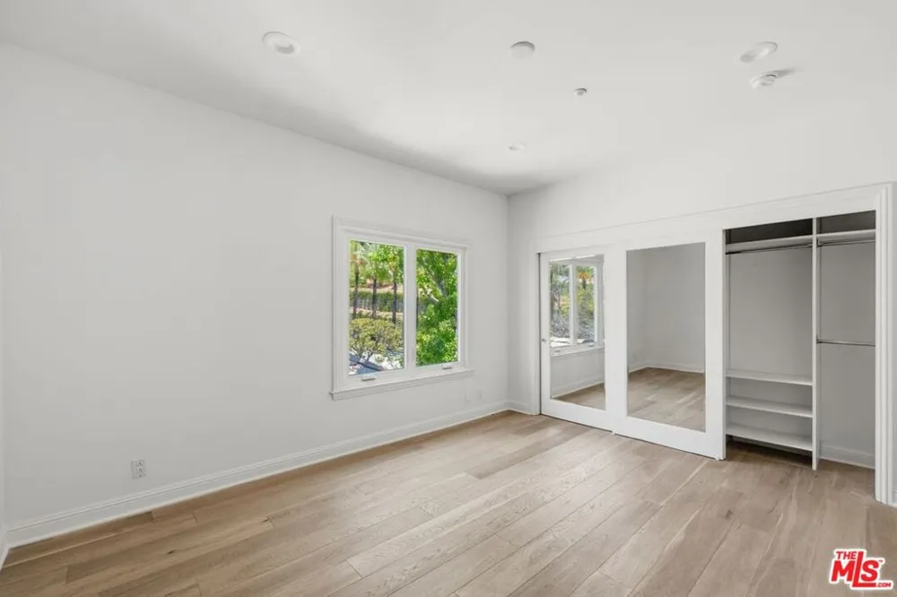 16802 Calle De Sarah Los Angeles, CA 90272