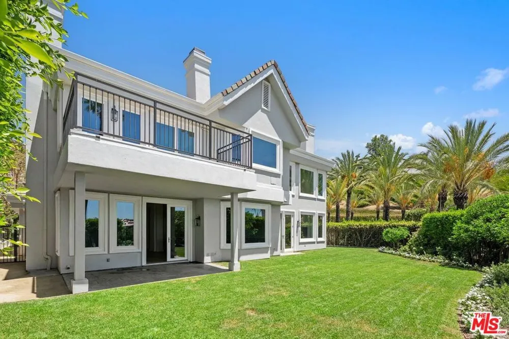 16802 Calle De Sarah Los Angeles, CA 90272