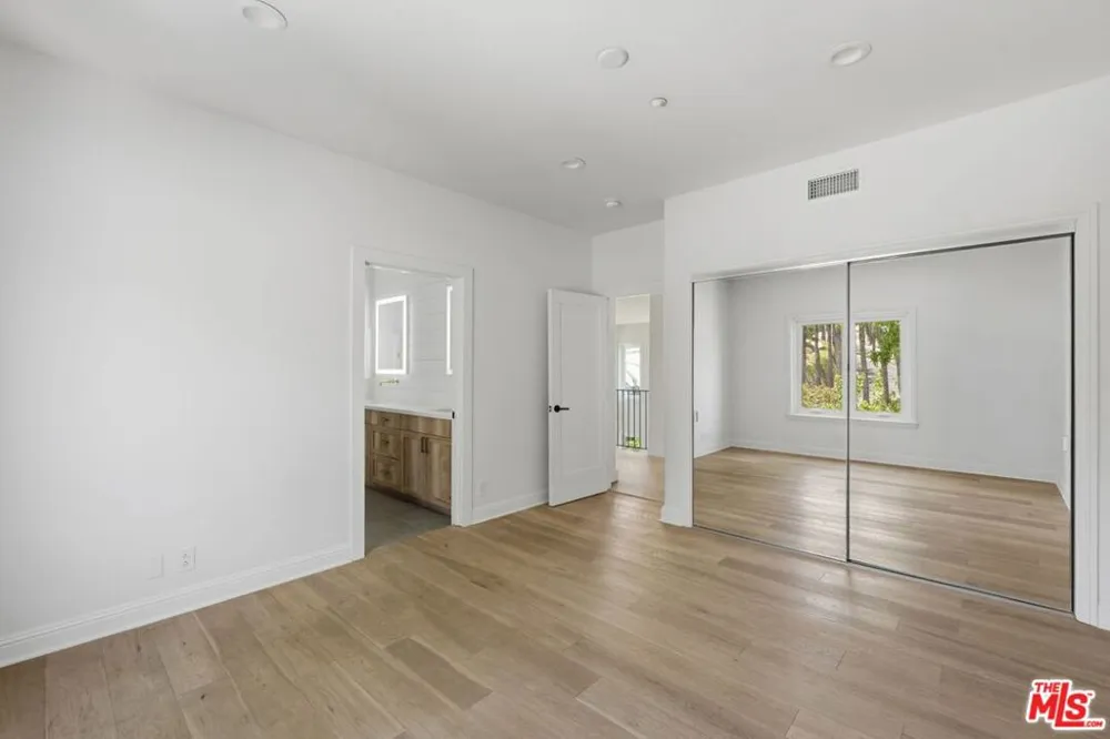16802 Calle De Sarah Los Angeles, CA 90272