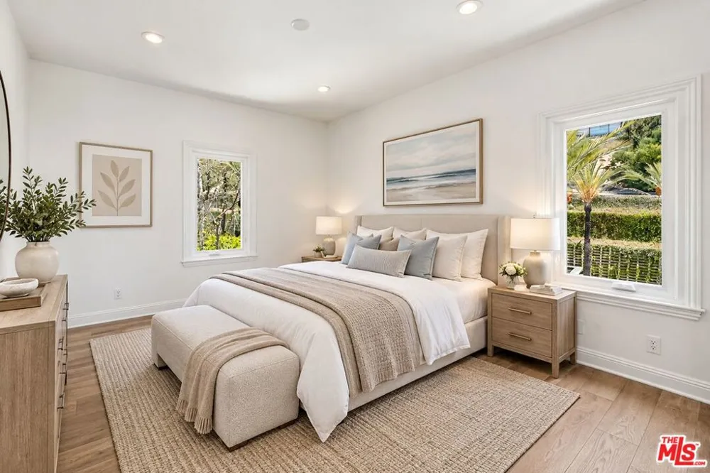 16802 Calle De Sarah Los Angeles, CA 90272