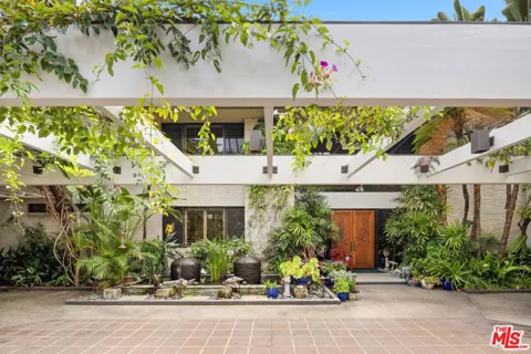 715 Beverly Drive