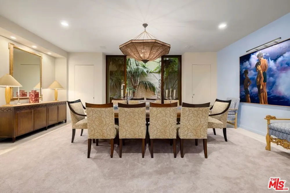 715 Beverly Drive Beverly Hills, CA 90210
